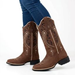 BOTA TEXANA - COURO HORSE NESCAU BORDADO FLORÊNCIA PRETO, BRANCO E BEGE